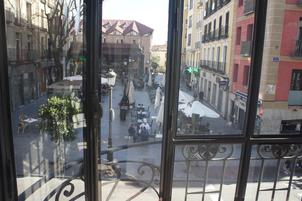 San Miguel Apartment Мадрид Екстериор снимка