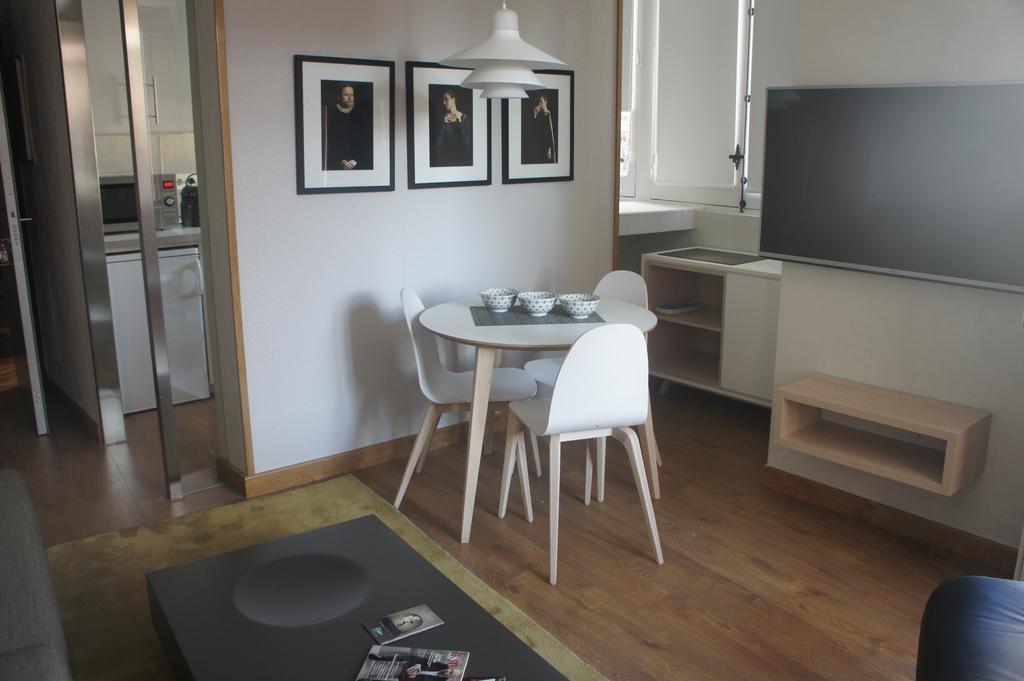 San Miguel Apartment Мадрид Екстериор снимка