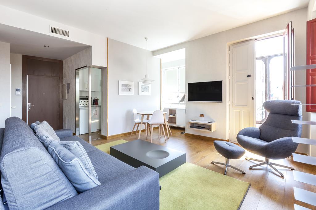 San Miguel Apartment Мадрид Екстериор снимка