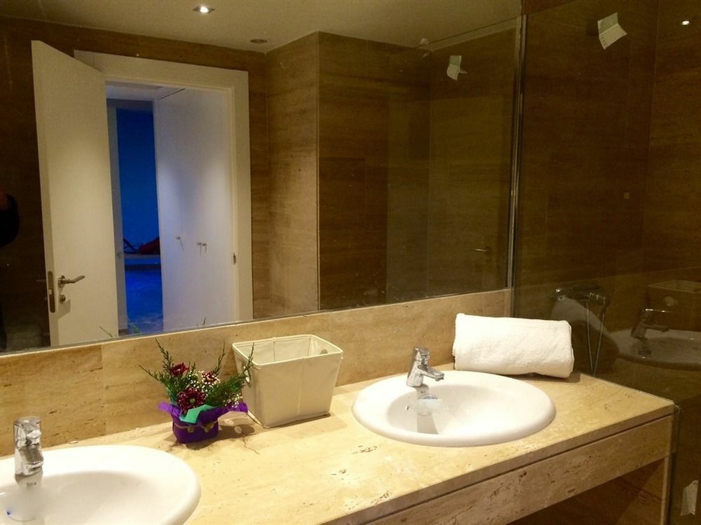 San Miguel Apartment Мадрид Екстериор снимка
